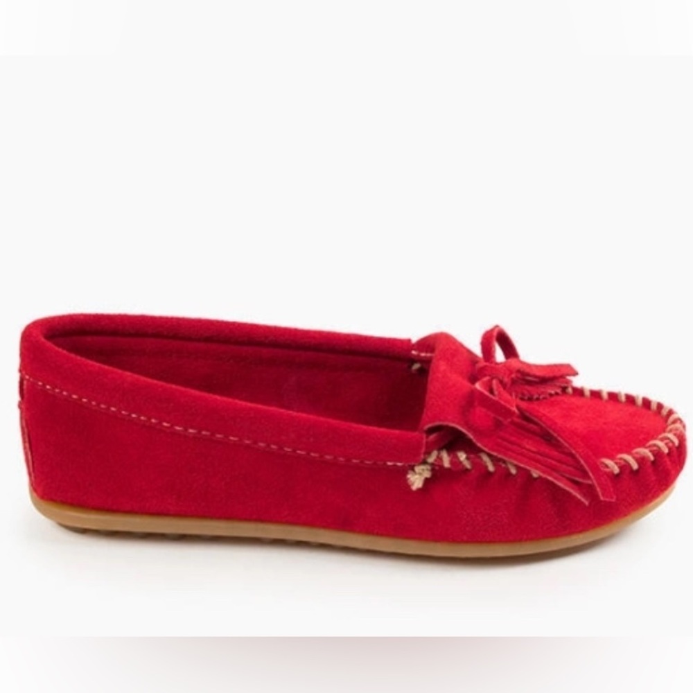 Minnetonka Red Moccasin size 8 like new womens